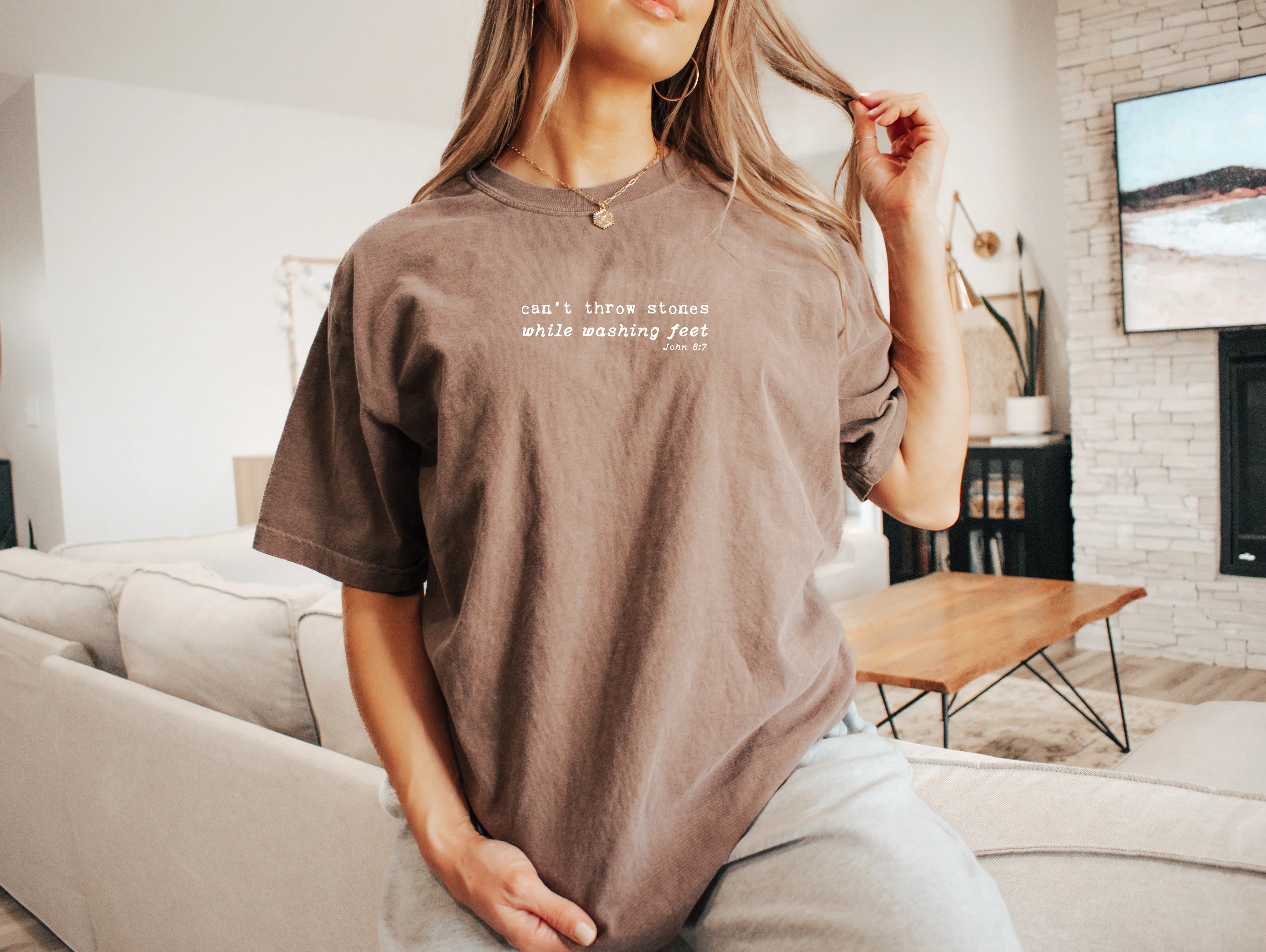 CAN'T THROW STONES WHILE WASHING FEET UNISEX TEE - Image 2